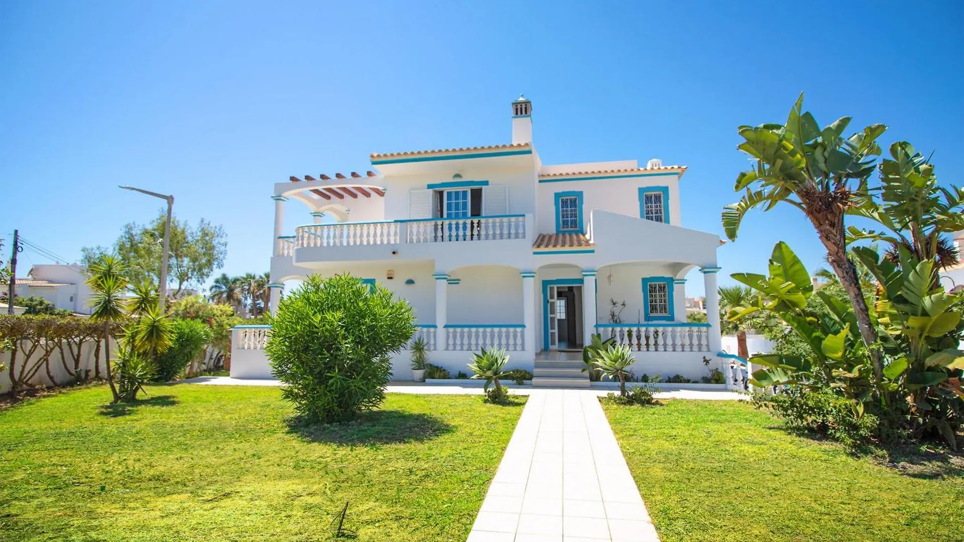 Villa Azul Guia  Portugal