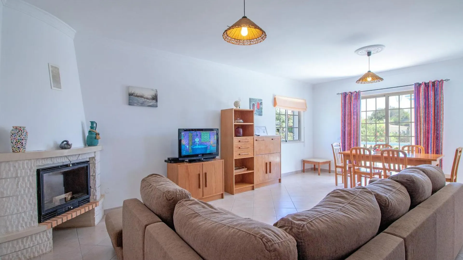Villa Azul Guia