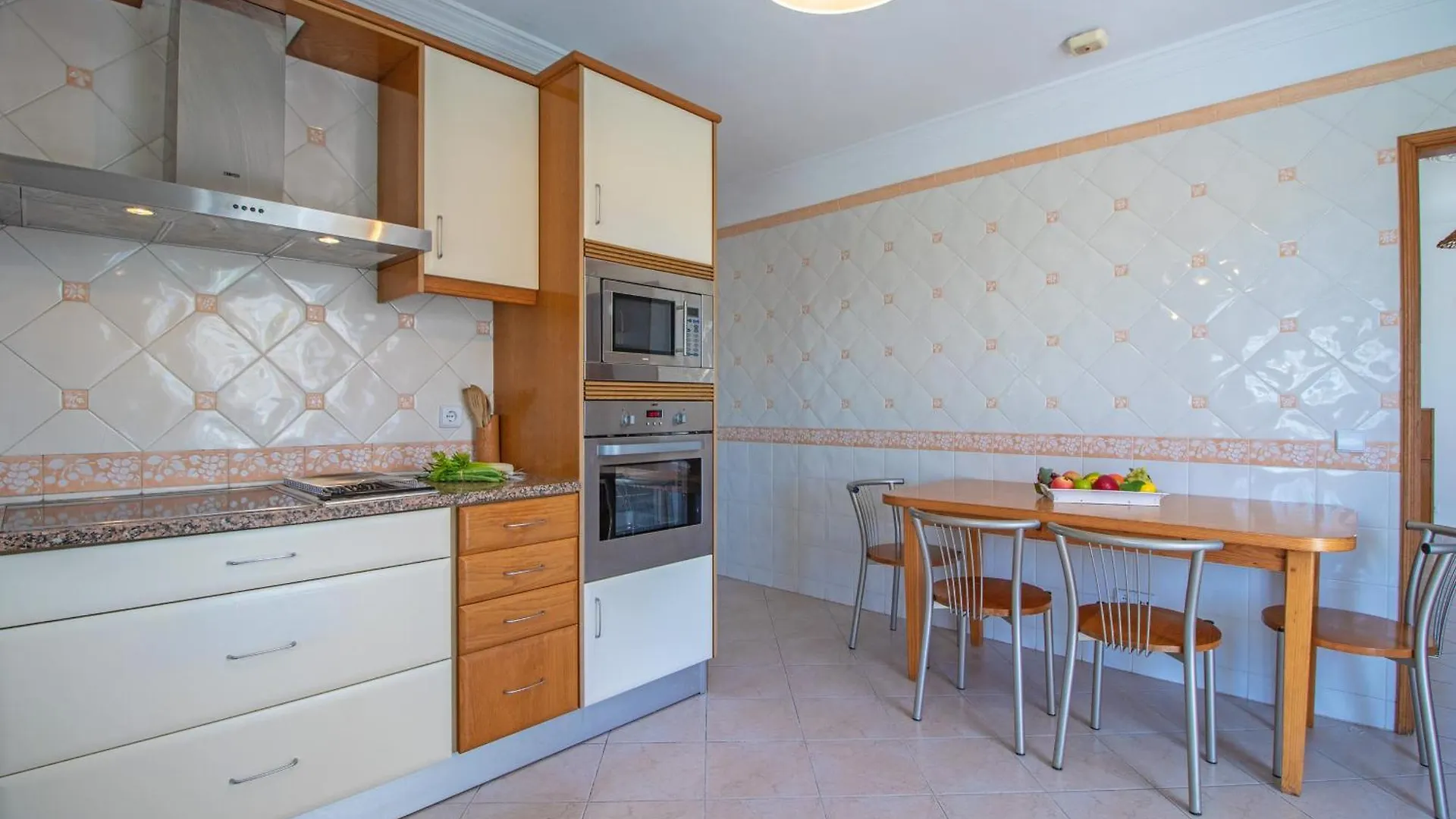 Villa Azul Guia  Portugal